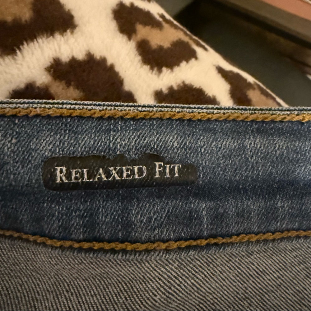 Judy Blue relaxed fit skinny jeans - Picture 3 of 5